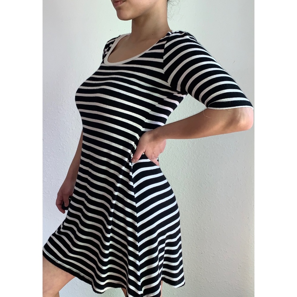 Casual Black & White Striped Dress